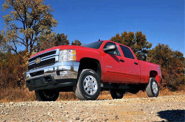 2012 Chevrolet Silverado 2500 HD Suspension Lift Kit 8 Cyl 6.6L Rough Country