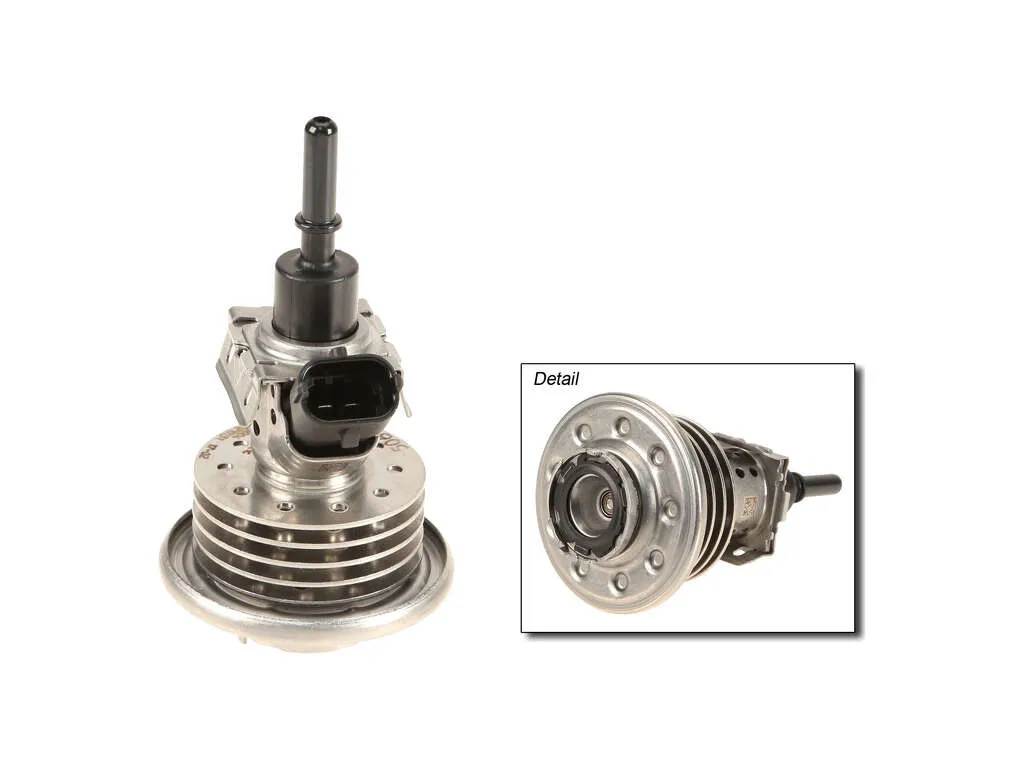 2011 BMW 335d Diesel Exhaust Fluid (DEF) Injection Nozzle Bosch