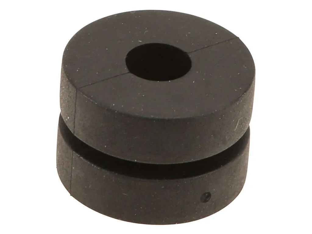 1981 BMW 733i Radiator Mount APA/URO Parts