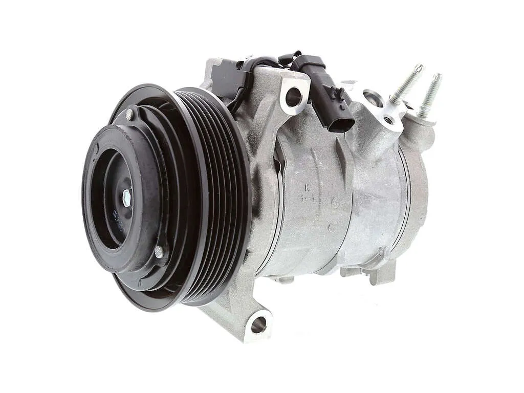 2012 Dodge Durango A/C Compressor 8 Cyl 5.7L Denso