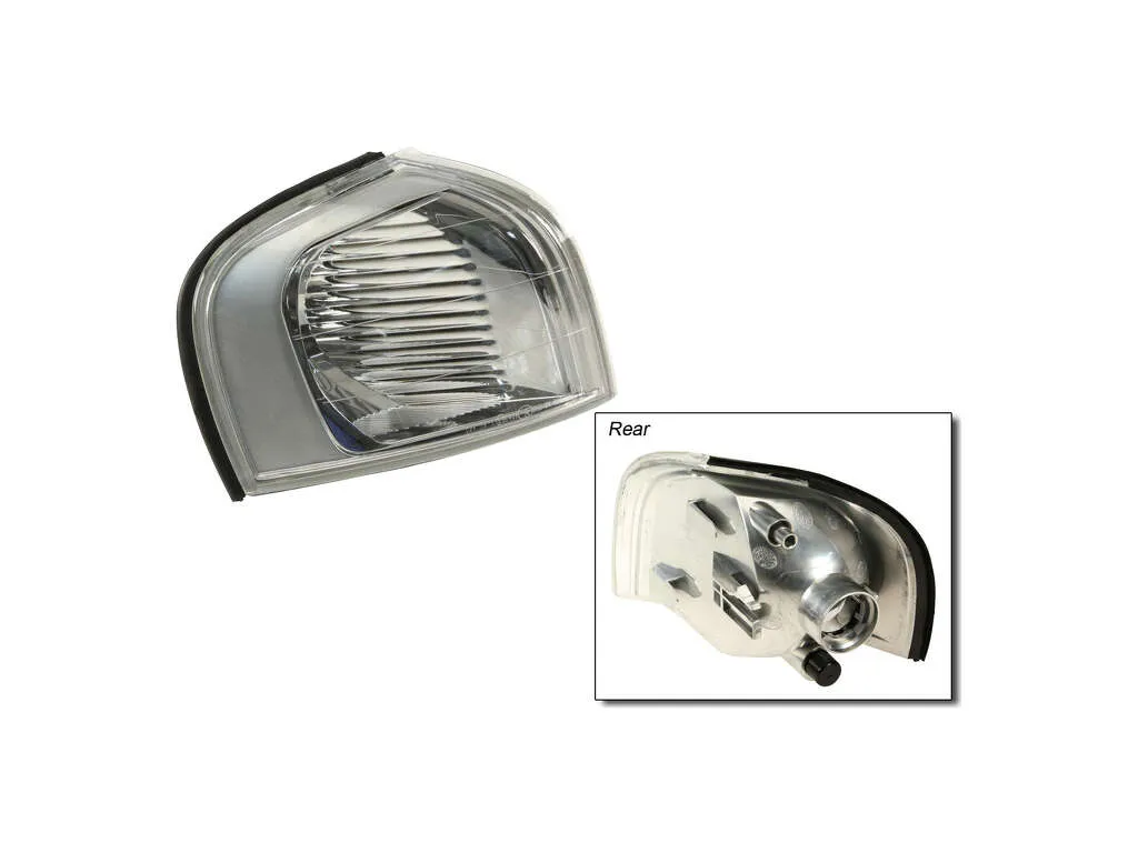2004 Volvo S80 Turn Signal Light  - Front Right APA/URO Parts
