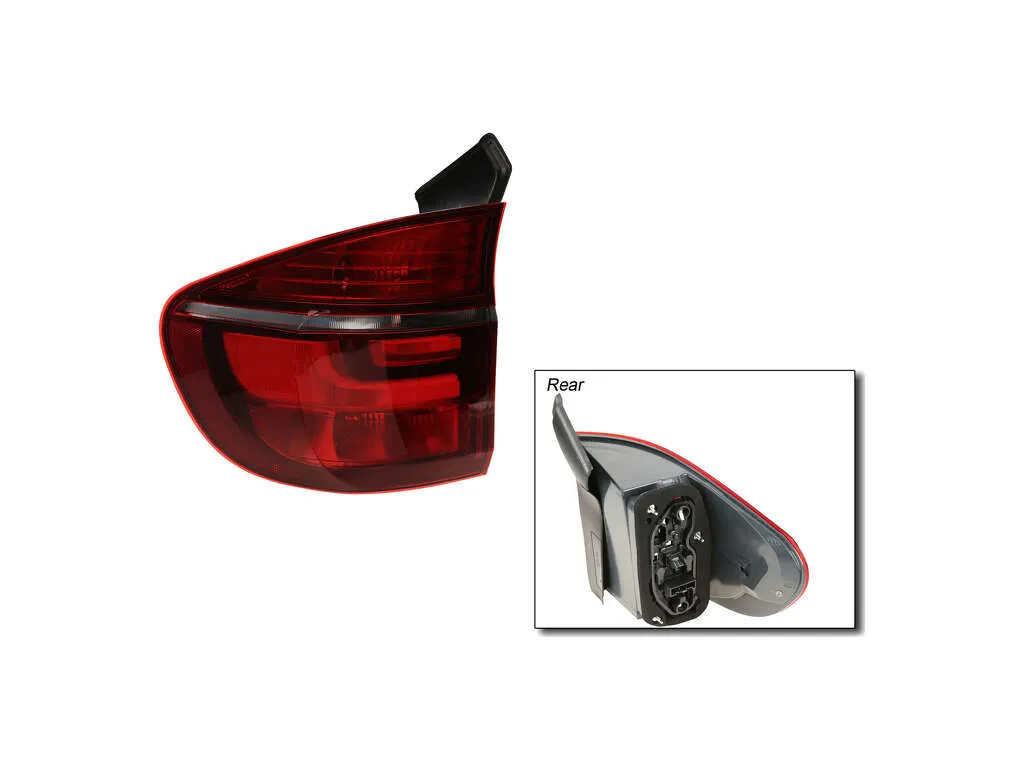 2012 BMW X5 Tail Light Assembly  - Left Magneti Marelli
