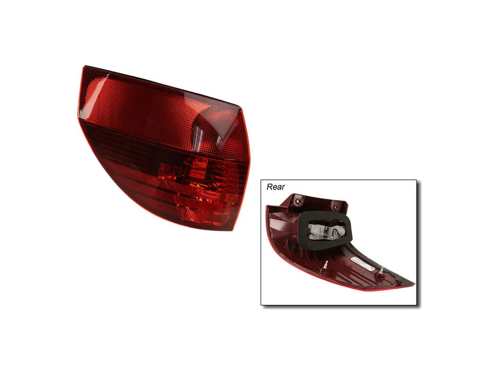 2004 Toyota Sienna Tail Light Assembly  - Left Outer TYC