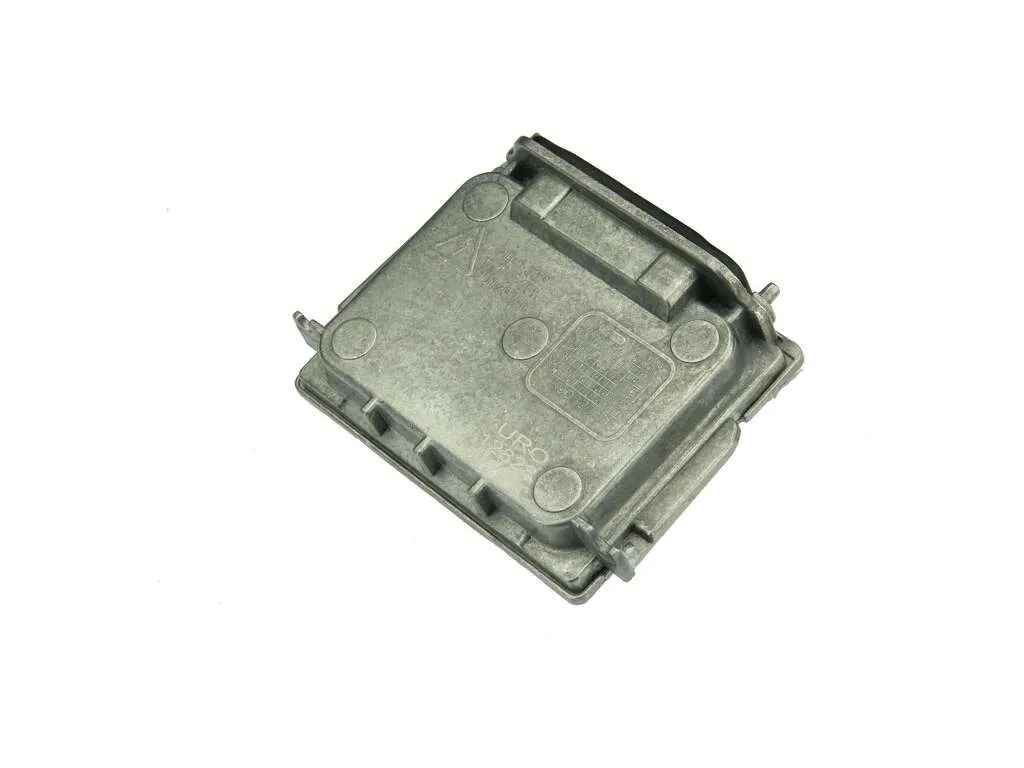 2015 Jeep Patriot High Intensity Discharge (HID) Lighting Ballast Mopar