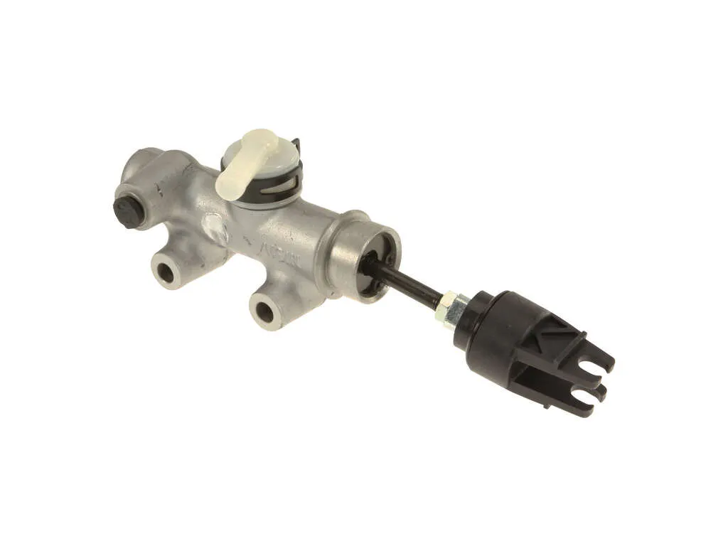 2014 Toyota FJ Cruiser Clutch Master Cylinder Aisin