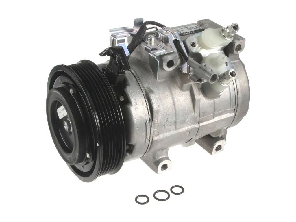 2004 Toyota Sienna A/C Compressor Denso