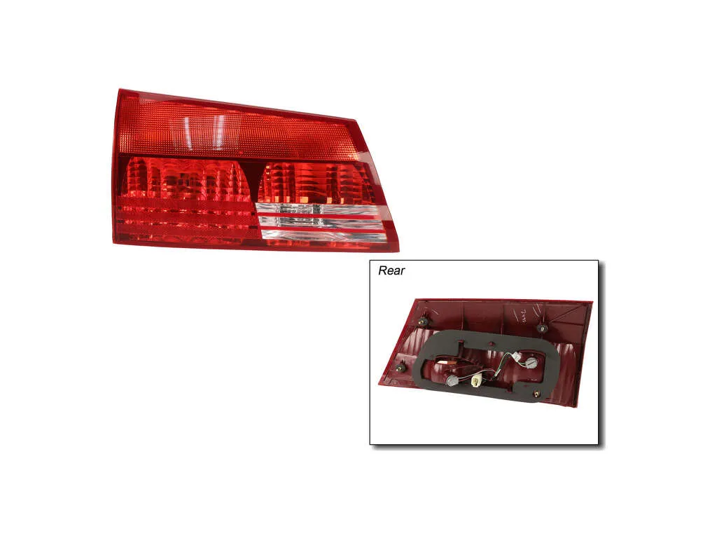 2004 Toyota Sienna Tail Light Assembly  - Left Inner Genuine