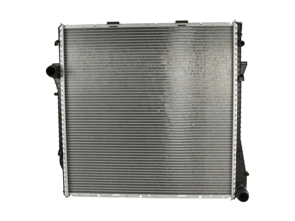 2004 BMW X5 Radiator 6 Cyl 3.0L Behr